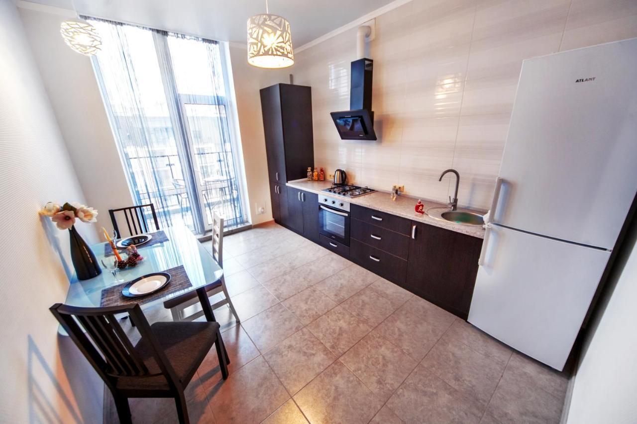 однокімнатна Vip на словянці з терасою в новому будинку Apartment *